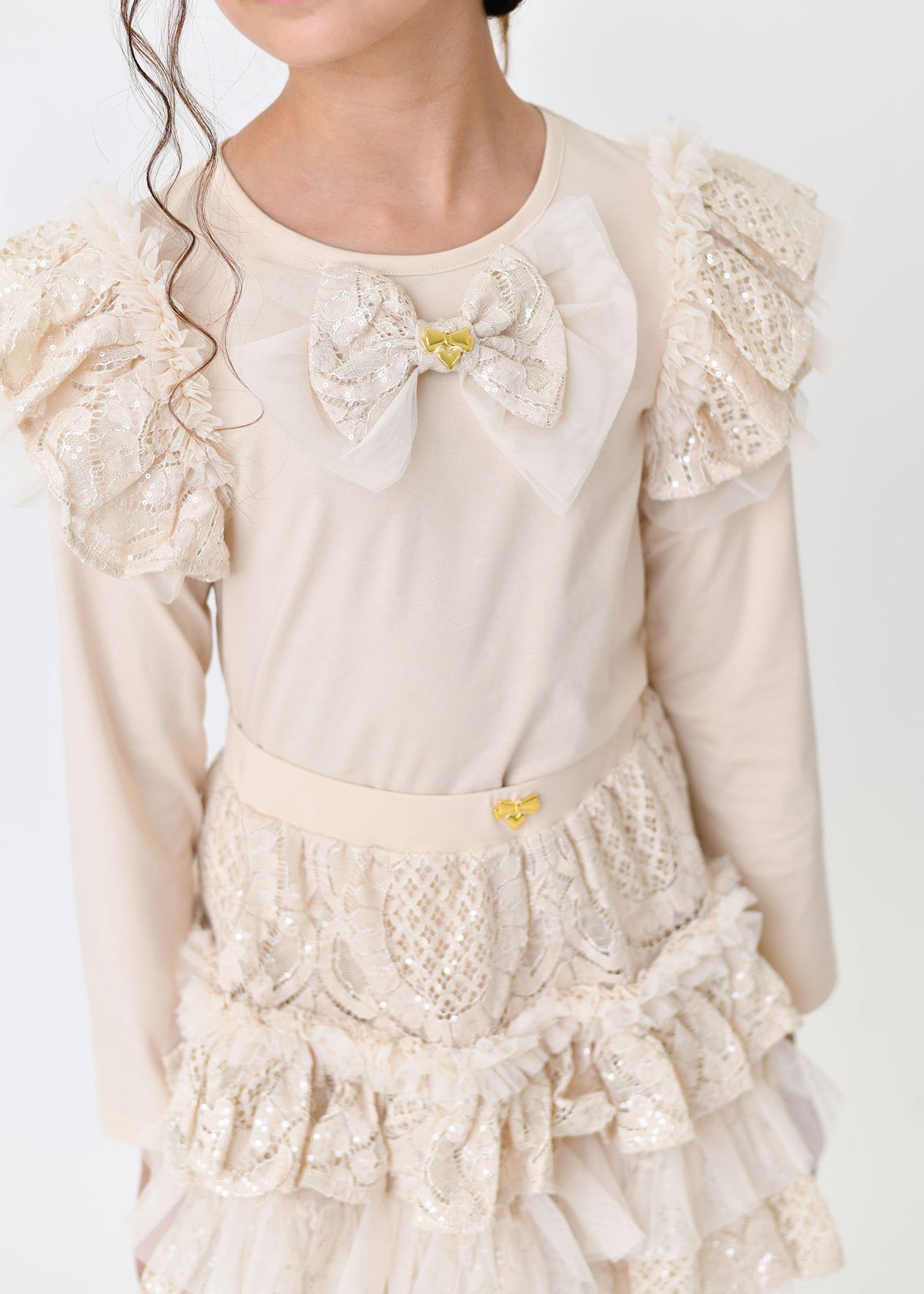 Carina Sequin Lace Bow L/S Top Biscuit