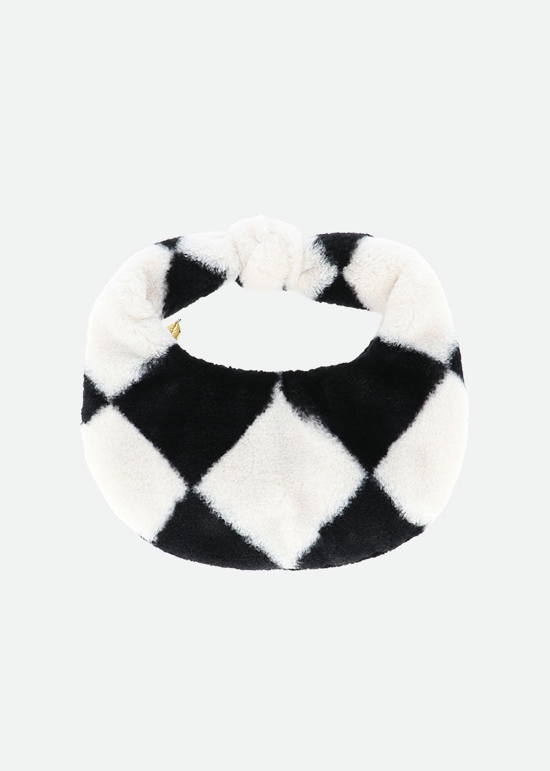 Knot Fur Diamond Bag Black/White