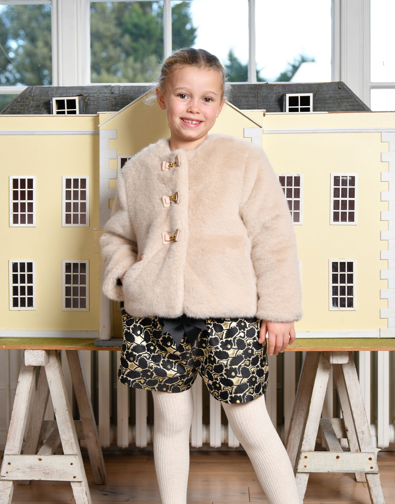 Ruthie Jacquard Shorts Gold